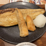 Oshiyokujidokoro Minato Mirai Shokudou - 干しさばと鮭ハラスの炙り焼き定食 