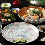 Shimonoseki Shumpanrou - ふく料理の王道「フルコース」、ふくの醍醐味を存分にお楽しみ下さい。