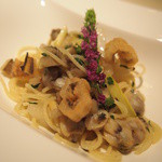 ベッラヴィスタ ラウンジ - 穴子、浅利、新ごぼうのフェデリーニ　穂紫蘇の香り