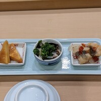 百万石 - 突出し(チーズ味噌漬、クラゲ、穴子の南蛮漬)