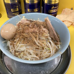 麺でる - プチらーめん＋味玉(アブラ・ニンニク・魚粉)