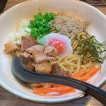 煮干しラーメン にぼってる - 