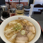 喜多方ラーメン坂内 - チャーシューワンタン麺960円