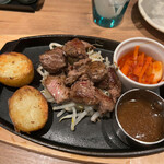 十勝ハーブ牛焼肉 MONMOM - 