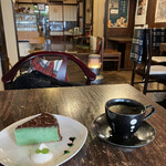 カフェイチマルマルイチ - 店内