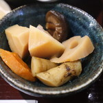 肉と魚の日本酒酒場 あんず - 小鉢の煮物