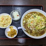 成都 - 野菜タン麵セット￥650