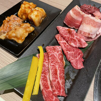 近江うし 焼肉 にくTATSU 青山本店 - 