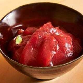 Order sale (winter only) First time at a sushi restaurant using Yasuhide's patented method! Frozen pickled tuna bowl