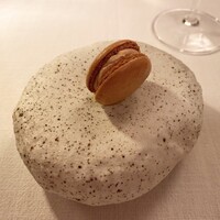 ラ・メゾン・キオイ - フォアグラのマカロン