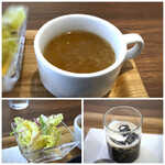Rege cafe - ◆共通 ＊スープ・・玉葱タップリのコンソメスープもいいお味。 ＊サラダ ＊ミニデザートは「珈琲ゼリー」