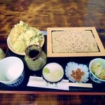 水石 - 天ぷら付き十割そば　1500円