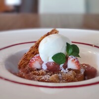 ポム・ダダン - 