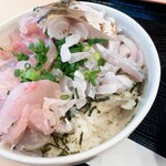 ○屋 - 酢飯がギッチリと！