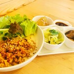 ファイブ ローブス カフェ - 