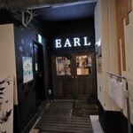 EARL - お店の入り口