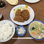 Asahi Touyou - ミックスフライ定食(豚汁に変更)  920円税込 R4.12.13