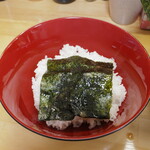 ラーメン 三亀 - ご飯に海苔