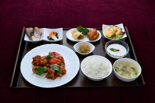 Shinsenkaku - 【2022.11.15リニューアル】雅定食1,500円（税込み・ランチタイムのみ）メイン料理は曜日により異なります。