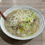 チャンポン一平 - ∠(　˙-˙ )／チャンポン