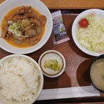 Akagi Shokudou - 1番星もつ次郎定食900円