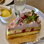 #NOCA inami Farm to Table - 苺のタルトカフェプレート単品¥600
      アイスとゼリーのついたカフェプレート
      せットは+¥150