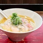 神保町 黒須 - 限定メニュー北海道産仙鳳趾（せんぽうし）の牡蠣の塩蕎麦
      牡蠣3個入り 