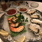 ウルフギャング・ステーキハウス 大阪店 - シーフード プラッター