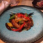 中華香房 凛道 - 牡蠣と甘唐辛子の炒め物