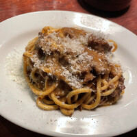 カルネジーオ イースト - 