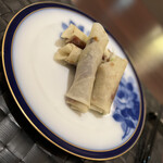 家寶 跳龍門 - 北京ダック2人前(ソロプレイすると3300円プラスされるのは片足で2人前分とれてしまうからっぽい