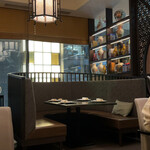 家寶 跳龍門 - オサレな店内、2人から4人でどうぞ