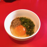 ラーメン千乃介 - スキヤキ生たまご