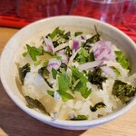 焼きあご煮干しらぁめん とびうお - お茶漬け 150円