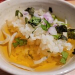 焼きあご煮干しらぁめん とびうお - 残りは割りスープで