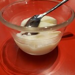 丘山酒家 - セットの杏仁豆腐