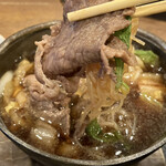Akasaka Edo Zakura - 熱々の鉄鍋牛すき焼き