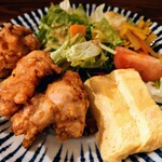 釜炊きごはんと洋食 山ちゃん - 令和4年12月 ランチタイム
            週替わりランチ
            からあげだしまき定食 980円