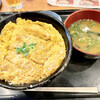 やす田 - カツ丼単品　900円
