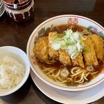 らーめん 香龍 - とんかつラーメンと白ご飯