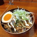 俺の中華たなか家 - 「まかない飯」をパチリ♯このボリュームで提供はとてもお得かと(*^_^*)v