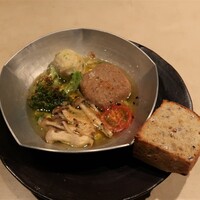 蕎麦粉懐石 銀座てあん - 蕎麦がきと野菜のアヒージョ ＆ 蕎麦粉のパン