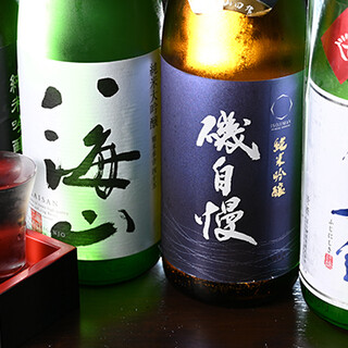 A must-see for sake lovers! Choose your favorite drink from a wide variety of alcoholic beverages