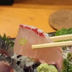 でんすけ - 本日の刺身3点盛り 税込1100円 ヒラマサ