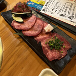 焼肉 小次郎 - 