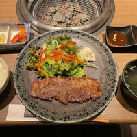 焼肉・しゃぶしゃぶ たちばな ヒルトンプラザイースト店 - 