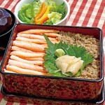 鳥取縣也是招待家特制紅雪蟹盒飯