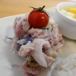 汐CAFE - デザートに見えるけど、紫じゃがいものサラダです