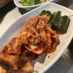 韓国料理焼肉 チング - キムチ盛り