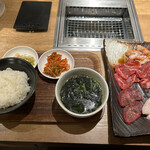 Seinikuten Chokuei Yakiniku Teishoku Yamato - 